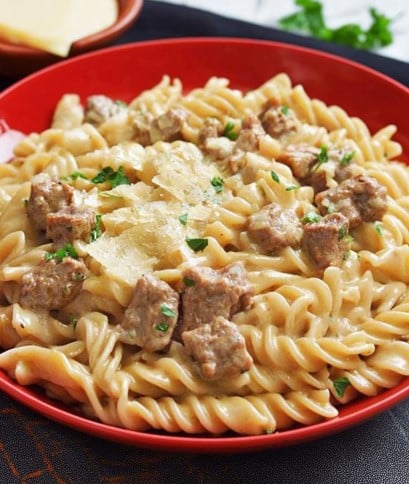 Beef and Garlic Butter Pasta: A Delicious Recipe to Try!