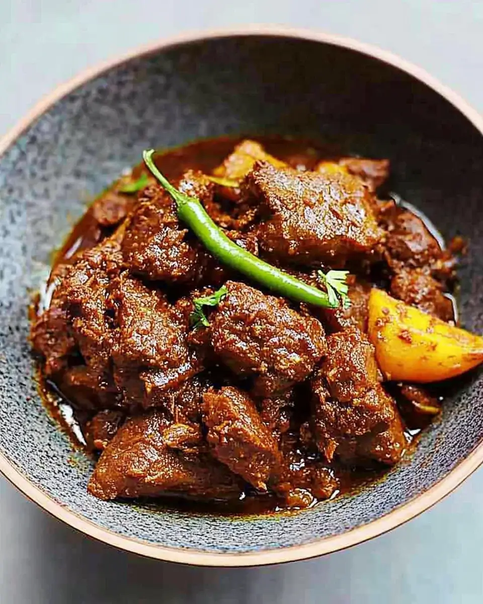 Beef Rendang: Discover the Secrets to This Flavorful Dish!