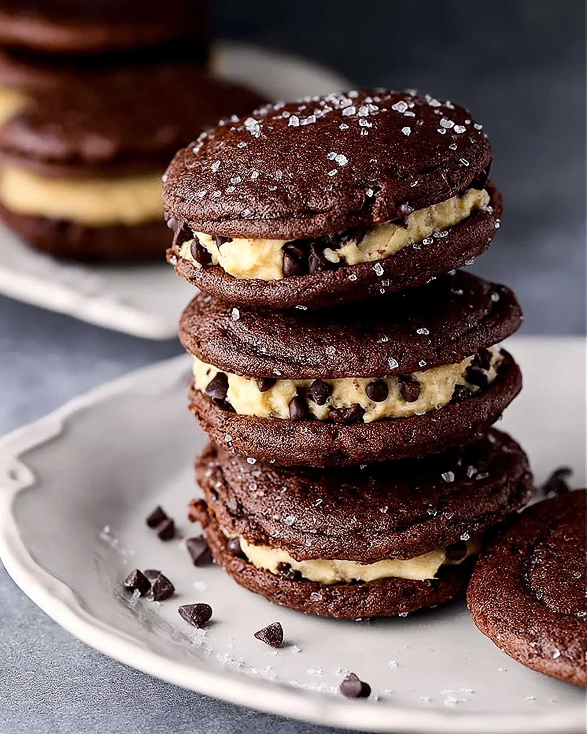 Brownie Cookie Dough Sandwich Cookies are irresistible!