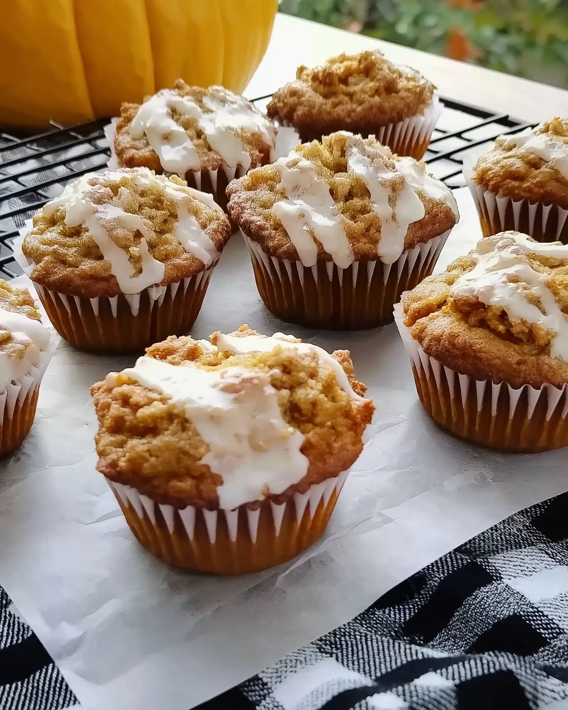 Apple Pumpkin Streusel Muffins: A Delightful Recipe!