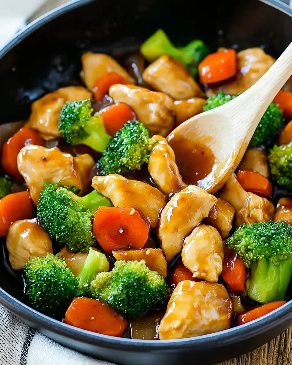 Honey Garlic Chicken Stir-Fry: A Quick, Tasty Meal!