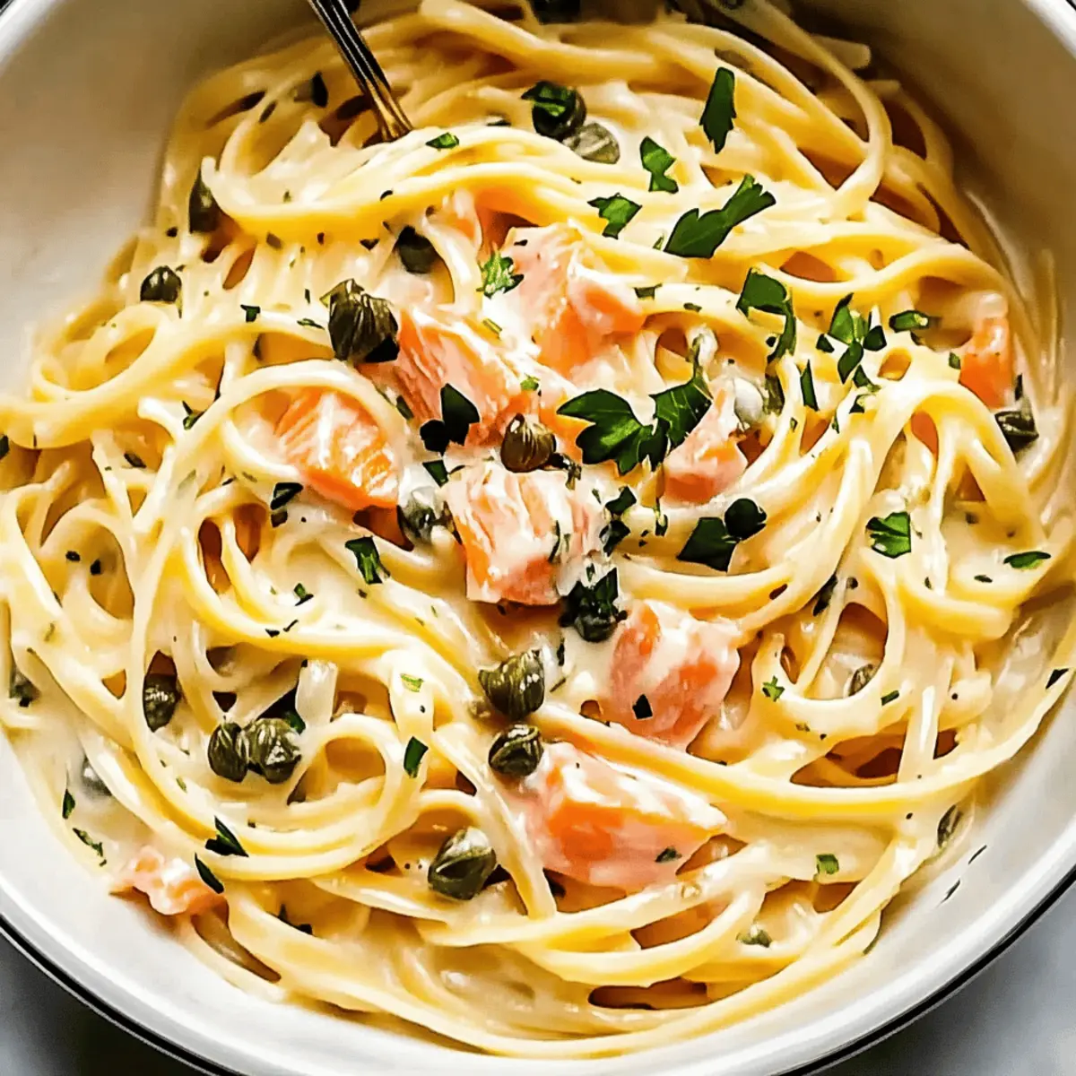 Healthier Smoked Salmon Linguine: Creamy Comfort in 30 Minutes