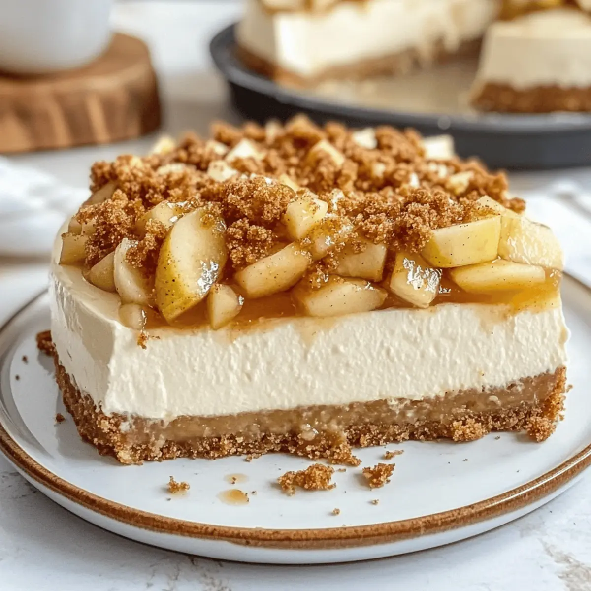Delicious Apple Crisp Cheesecake Recipe for Fall Gatherings