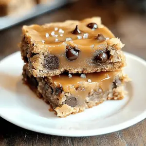 Gooey Salted Caramel Chocolate Chip Cookie Bars