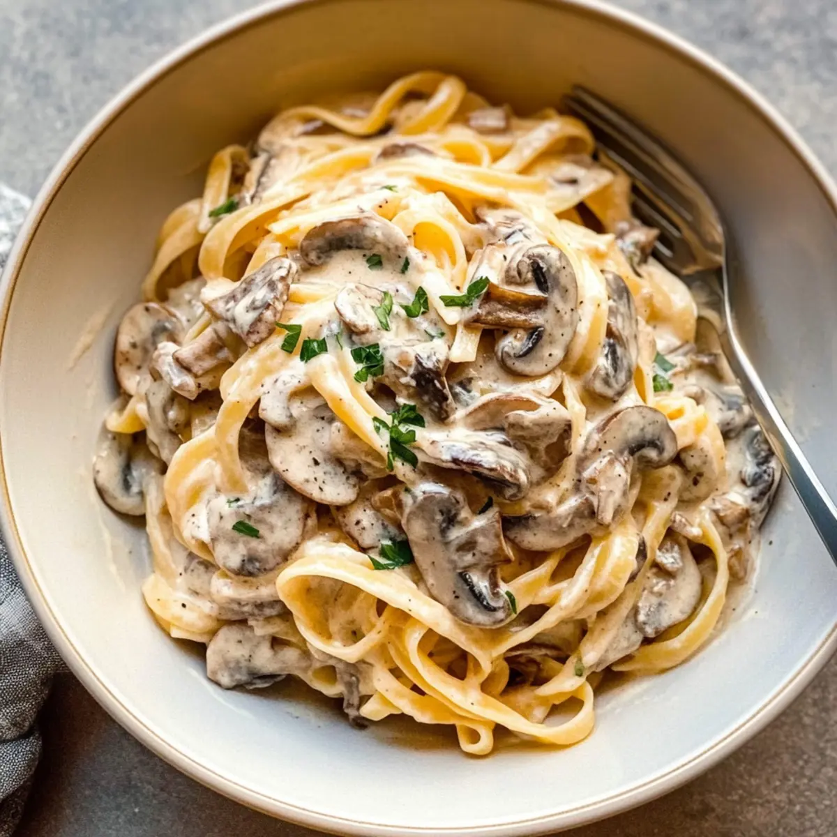 Mushroom Cream Sauce Pasta